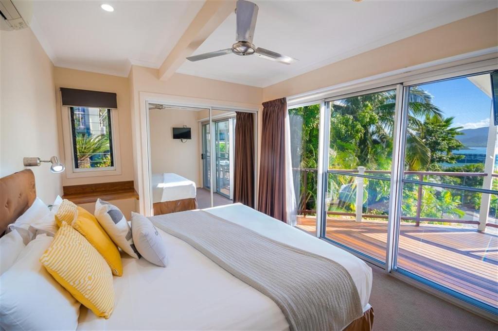 แอร์ลี่ อพาร์ตเมนต์ Aparthotel แอร์ลีบีช ภายนอก รูปภาพ